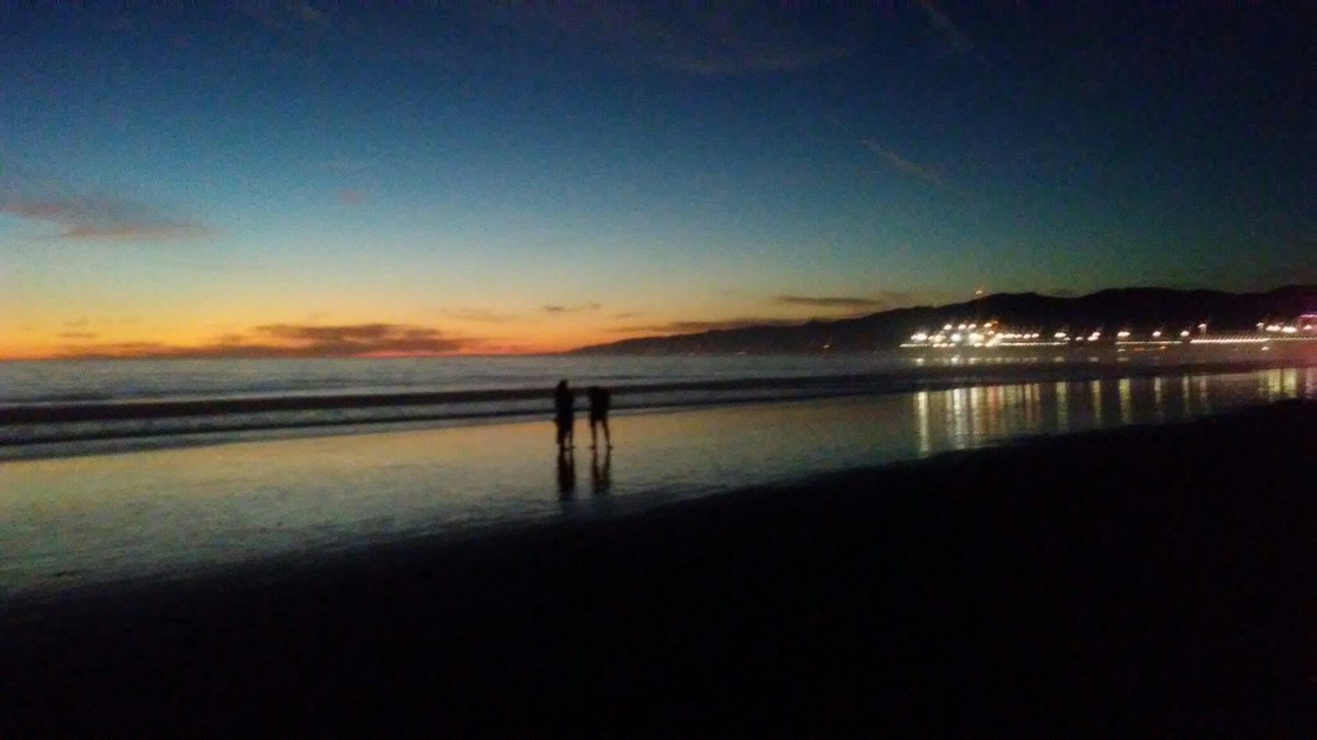 Dome__Daily's tweet photo. Sitting Oceanside, feel infinite calm. https://t.co/RERqZsIKKc