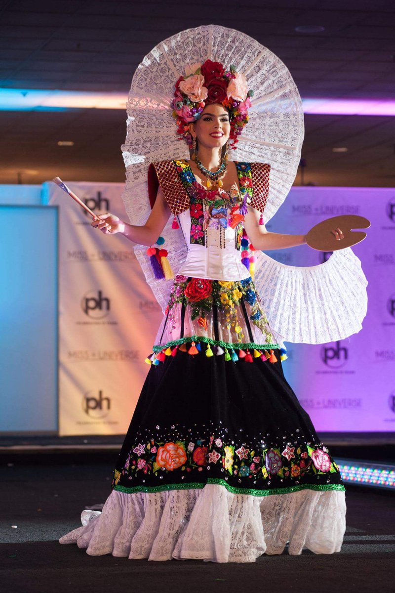 roxe77's tweet photo. #MissUniverse #Mexico 
Frida Kahlo <3 https://t.co/FLJrIB2gzN
