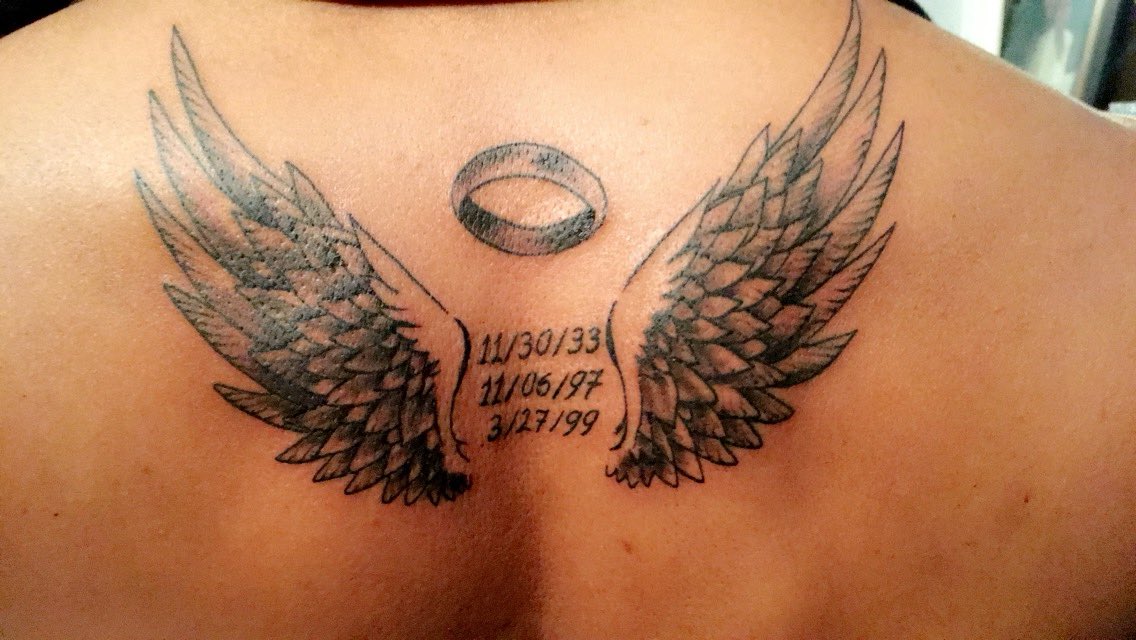 EveChaunta's tweet photo. No more tattoos for me guys. This last one took my soul π
#RIPGranny #RIPDeja #RIPJP https://t.co/DNIIvegaXU