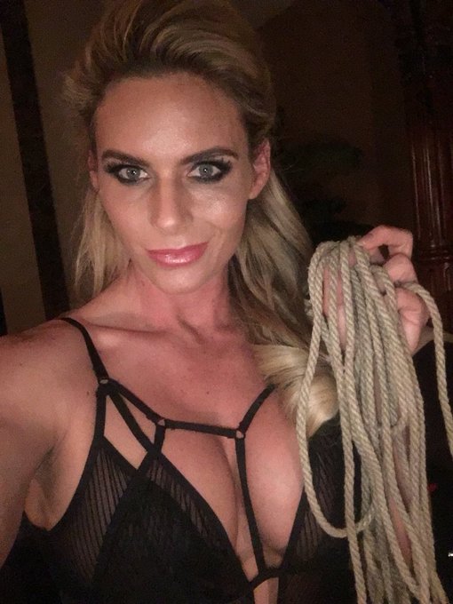 Who is ready to play with me on @CamSodaLive https://t.co/t0SBfArGPD<a class="tags" href="/tag/camsodalive">@camsodalive</a><a href="/tag/valentinesday"class="tags"><span>#valentinesday</span></a>