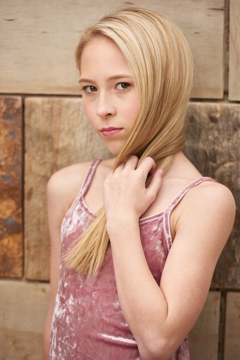 MadiMGlenn's tweet photo. Flashback Friday 📷by @1sp_official  makeup by @cheerhairandmakeup #headshots #forever21 #teenmodel #springfashion #mixedmodel #asianamerican #ttmo #ttmoelite #iconmodel #juviasplace https://t.co/QVam1Tjjzo