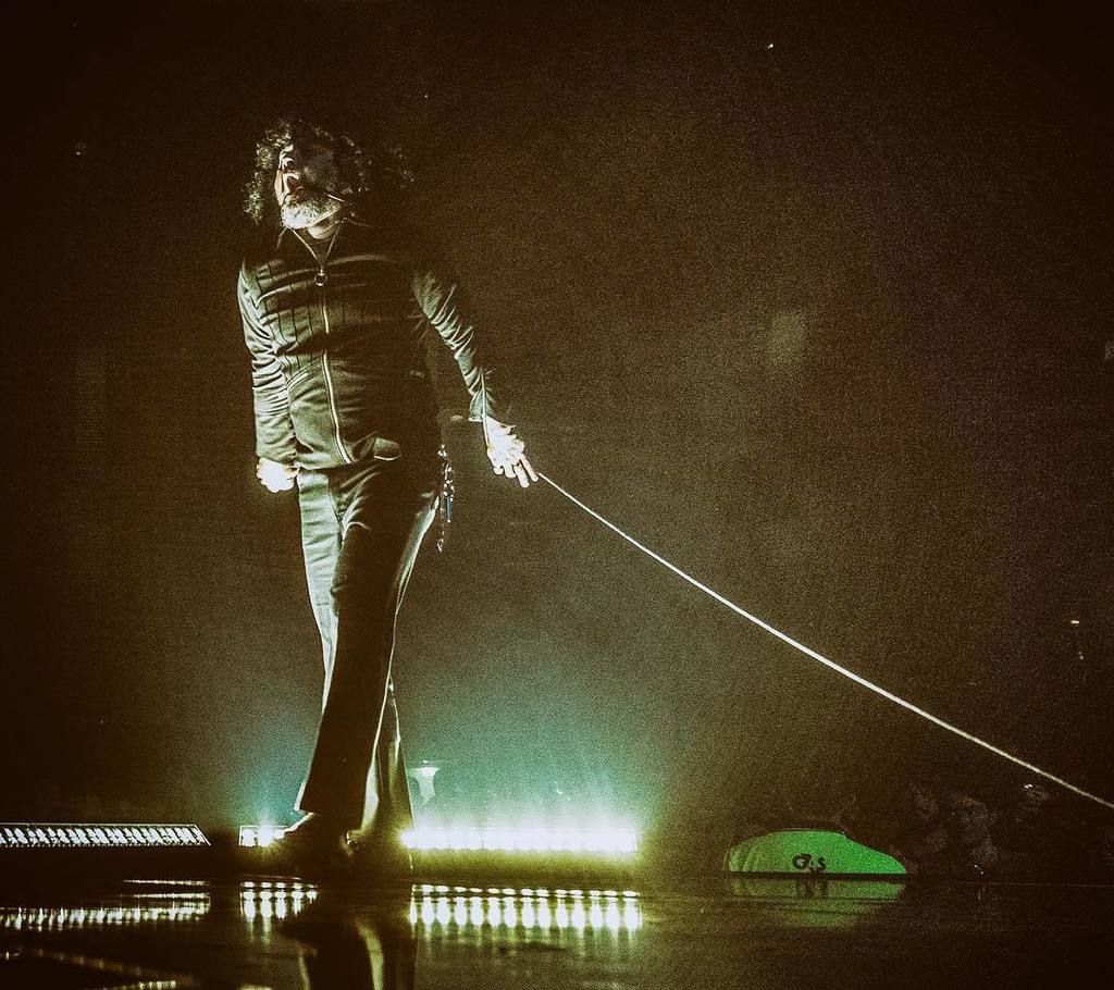 martinbone's tweet photo. At The Drive In play at the Hydro Glasgow supporting Royal Blood #martinbone #martinbonephotography #martinbonephotographer #htbarp #hydroglasgow #atthedrivein https://t.co/gUjelIdtSM https://t.co/mNq9aROgWX