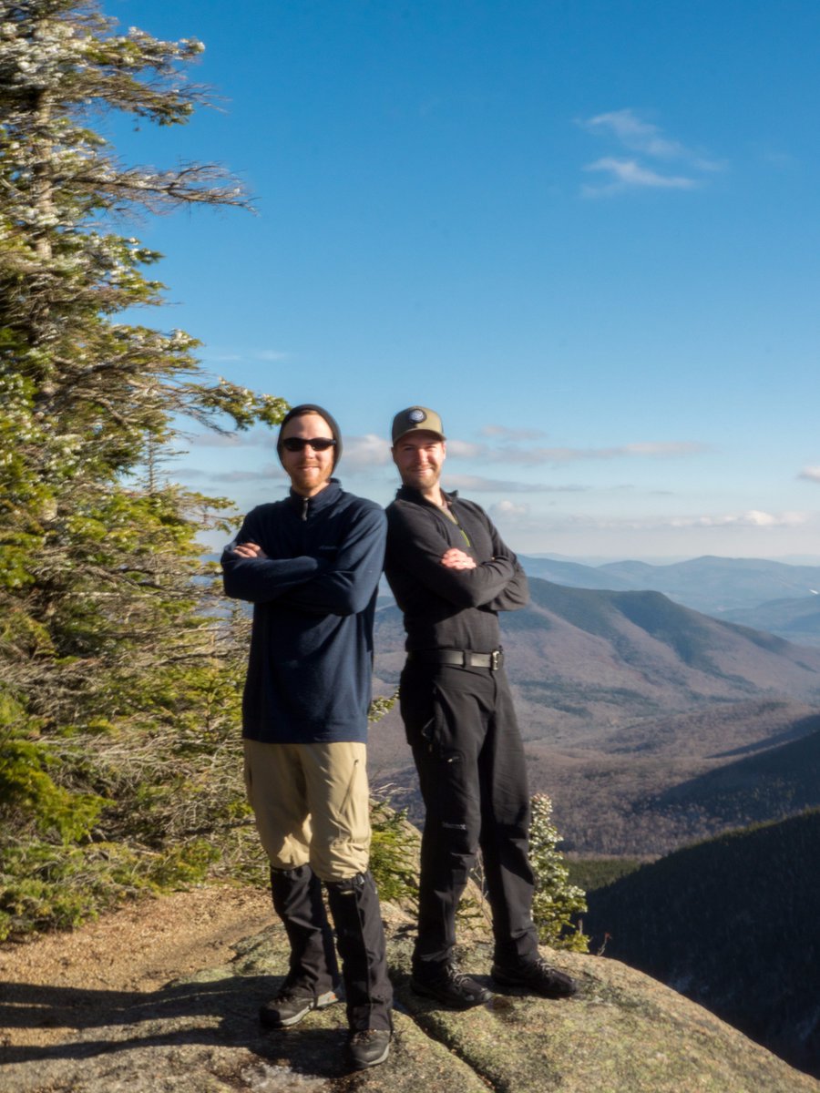 GettsWild's tweet photo. So great to be out in the #WhiteMountains today conquering Mt. Crawford, Mt. Resolution, and Stairs Mt. with @w_eric_ruffin and Jenny Ruffin today! Video coming soon ๐ค#52WithAView #GettsWild https://t.co/E3r4XiLrHI