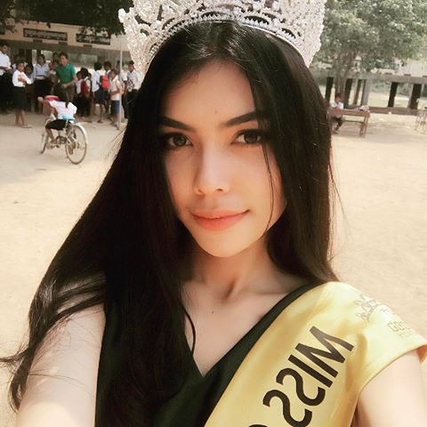AthyaZem's tweet photo. Tweet using the hashtag
#MissUniverse #Cambodia ចូលរួមvoteទាំងអស់គ្នាដើម្បីកម្ពុជានៅលើឆាកMissUnivers2017💕Love Cambodia❤️❤️help Vote 
Retweets are also counted
Retweet this post #MissUniverseCambodia #Sothearybee https://t.co/4tqHw5g7C7