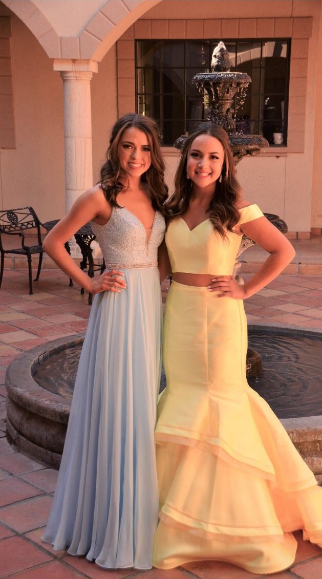 Oliviagarza129's tweet photo. Happy birthday Martini!!! I am SO thankful for you and Christmas break cannot come any sooner!!! Love ya so so much!!!! https://t.co/erDN0ck9fi