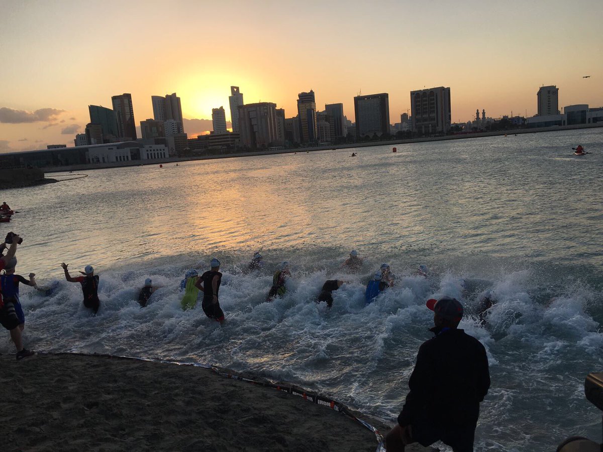 IRONMANLive's tweet photo. Men's and women's pro race is on #IM703Bahrain https://t.co/cnut9rVZgT