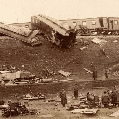 Cademy_info's tweet photo. Emperor Alexander III had enormous physical strength. At one time he did something super-human to save his family. https://t.co/GaqPBNqmiC https://t.co/p2fwlJsUtI