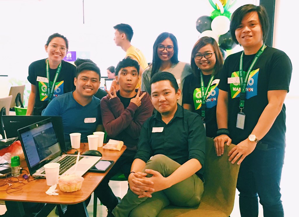 mapmakerdavid's tweet photo. Happy to see friends and former geography students in the mapping party by Map the Philippines, Grab, and OpenStreetMap Philippines. We need to multiply mappers. 🙂 #osmgeoweekPH #mapPH #grabPH #osm https://t.co/tJznc53RoC