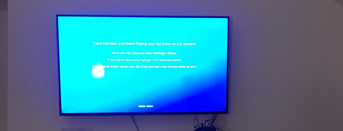 MarkyMoo89's tweet photo. @SkyUK any idea why my Sky Q Mini Box gives me this almost every early morning!???? My WiFi is still connected and working!!! https://t.co/JfSDfjuxyl