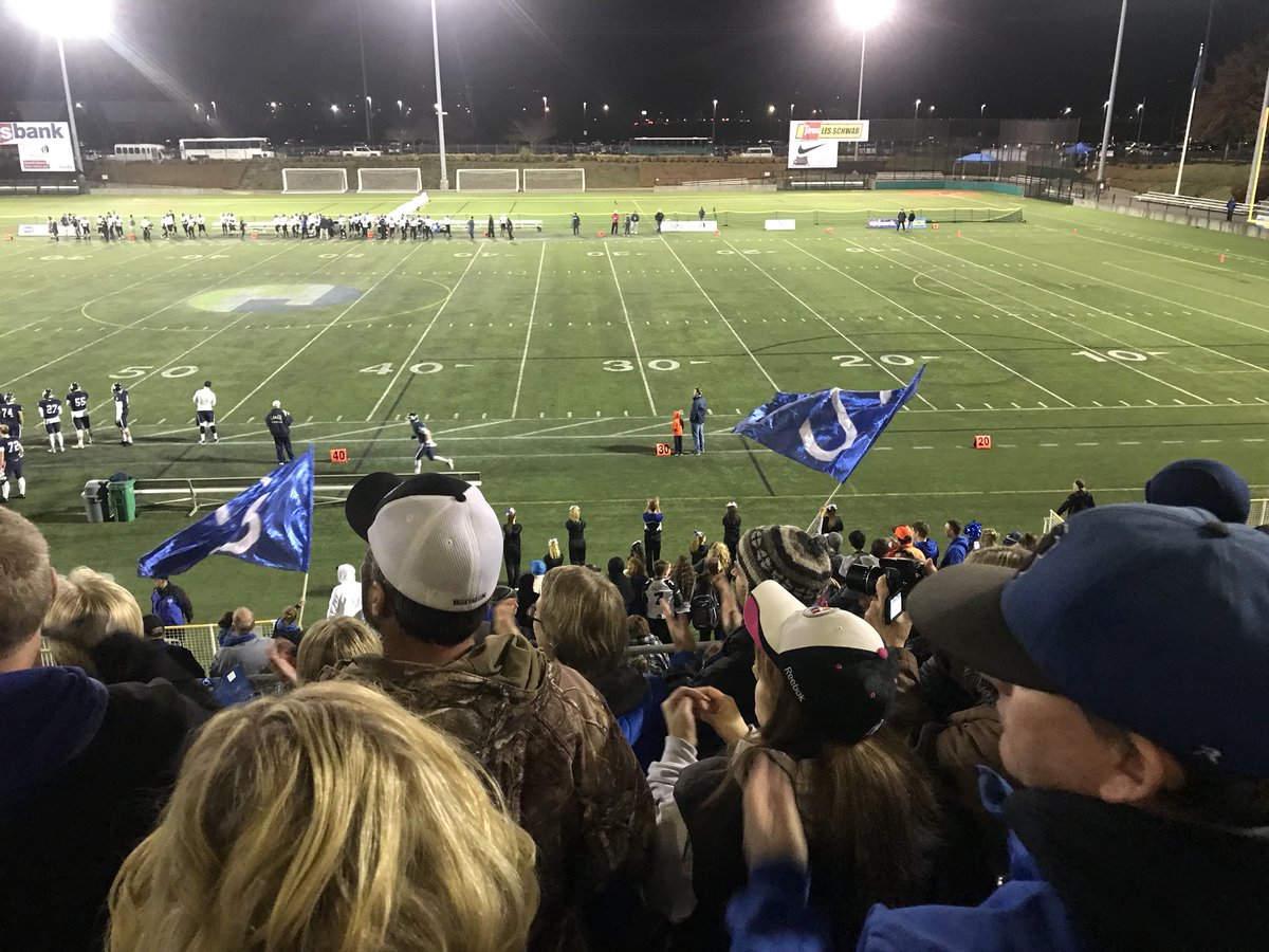 pj_happ's tweet photo. Headed to Reser for the State Championship next weekend. #smedfordhs #discosmhs https://t.co/rsQKunt0UI