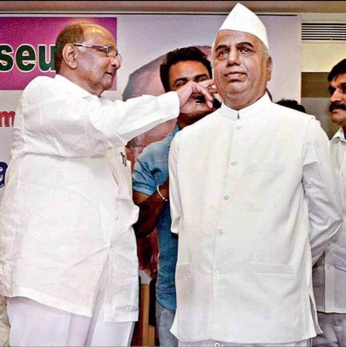 MayurSalunkhe tweet media