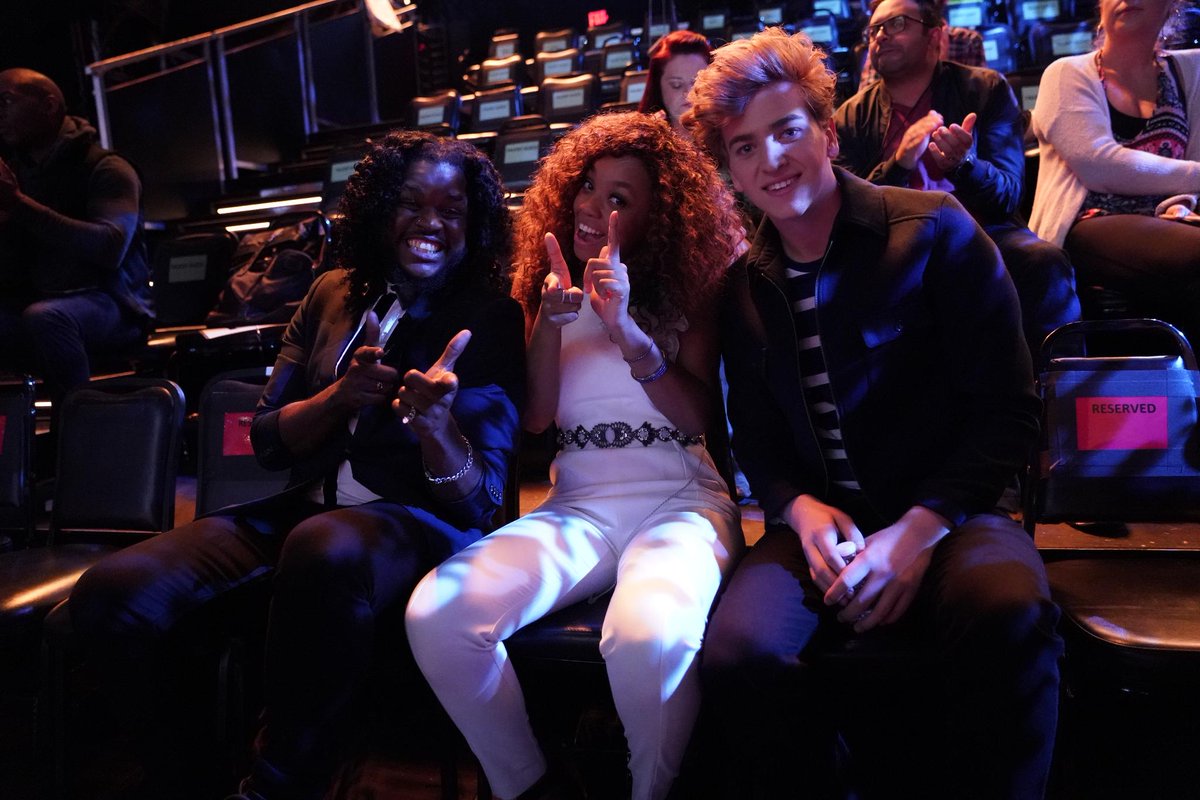 These guys are READY for Monday's #VoiceTop11 show! 💪 <a href="/noah_mac/">Noah Mac</a> <a href="/DavonFleming/">DavonFlemingofficial</a> <a href="/shiannjones/">Shi’Ann Jones</a>