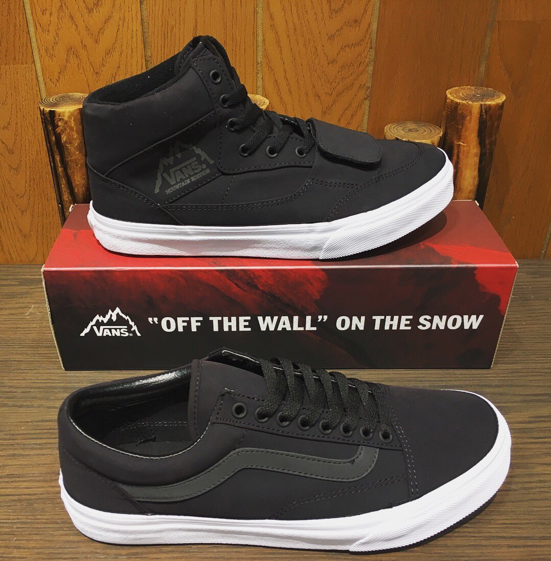 VansJapanStores's tweet photo. Today's Release “RESISTANT PACK”
・Mt.EDITION Black
¥9,000+tax
・OLD SKOOL Black
¥8,000+tax
撥水(Water Resistant)加工をアッパーに施したJAPANテキスタイルモデル🇯🇵
#vans #vansjapan #vansダイバーシティ #vans名古屋パルコ #vansキャナルシティ #oldskool #mountainedition https://t.co/3wxqVYx6SQ