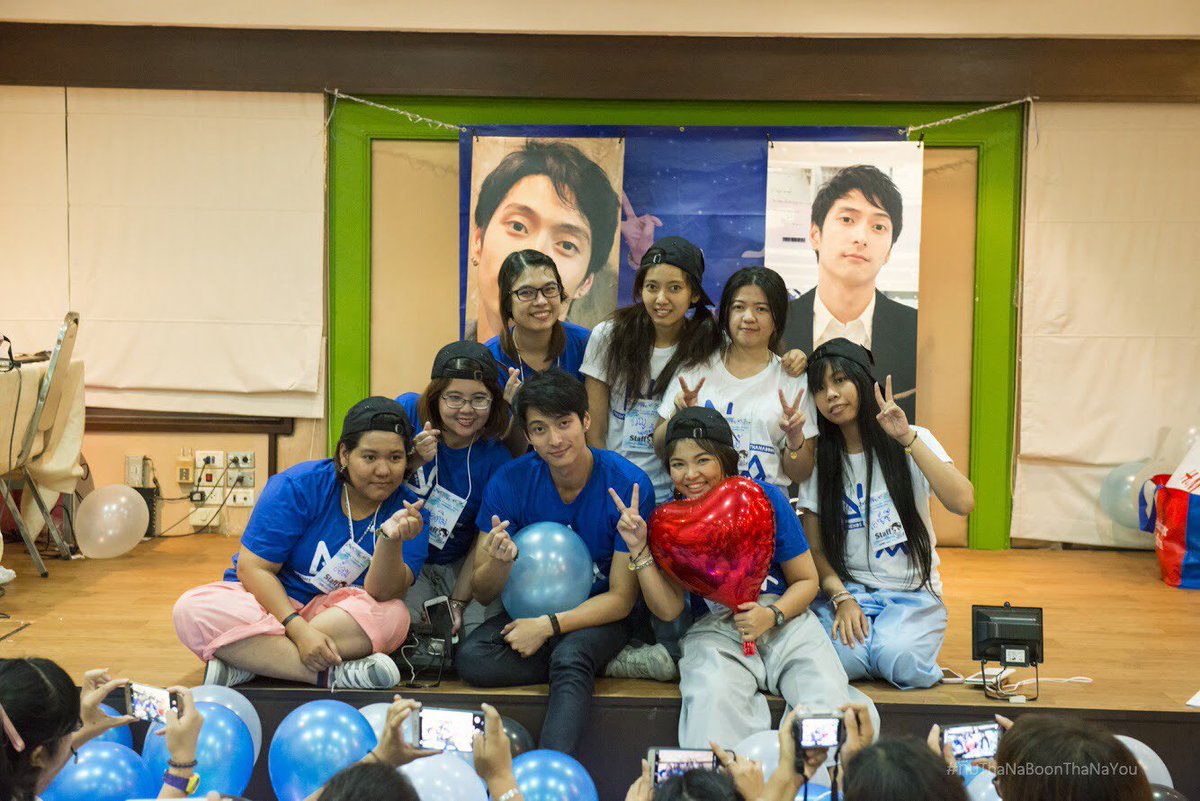 AaeKmsl's tweet photo. ...เมื่อวันพรุ่งนี้ ถ้าไม่ได้พบกัน
ให้สิ่งเหล่านั้น เป็นดังบทเพลงเรียงร้อยหัวใจ
ทุกวันที่ต้องไกล เราจะได้พบกันใหม่
อย่างที่ใจ ต้องการ... #นะYouนะ #ทีมThaNaBoonThaNaYou #NaFirstMeeting https://t.co/kvkeSB2Pcp