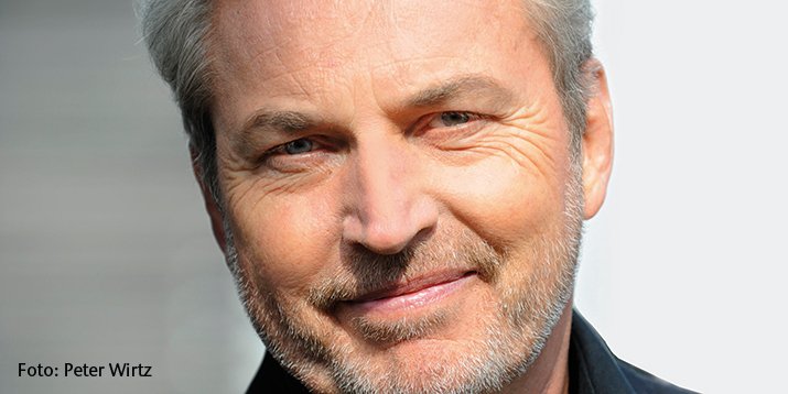 ideade's tweet photo. Kinderpsychologe #MichaelWinterhoff warnt: #Weihnachtsgeschenke für Kinder: Bitte mehr Zurückhaltung! https://t.co/mwoXqbGwig https://t.co/FXULGMJPOc
