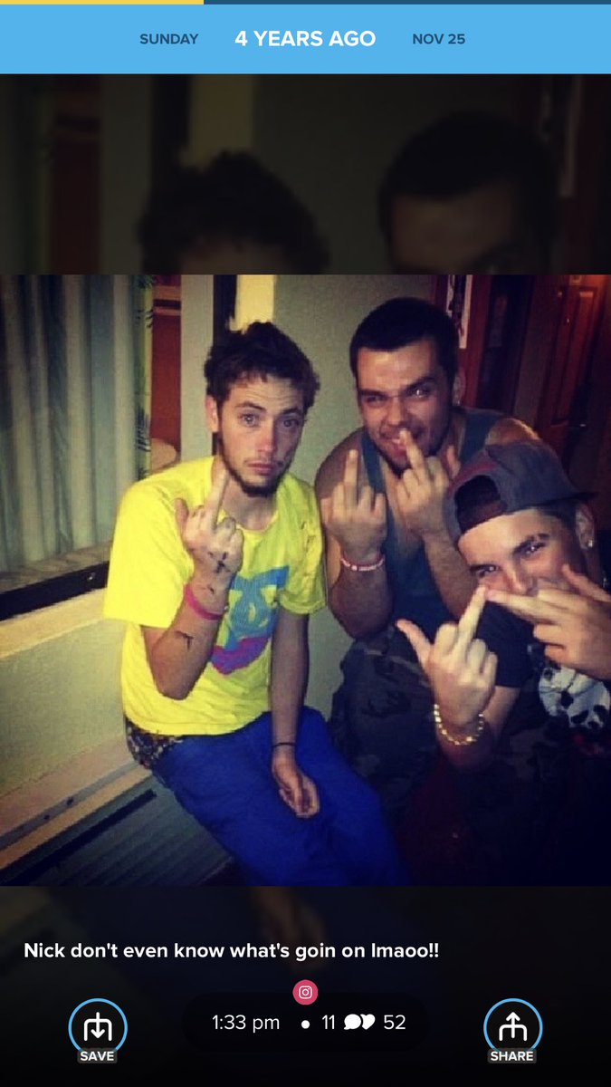 TeeDinero9's tweet photo. YOOOO THE NIGHT VIC LET OFF THE FIRE EXTINGUISHER IN THE ROOM WE ALL GOT GASSED OUT N NICK WAS PASSED OUT ON THE FLOOR WE HAD TO RUN IN N DRAG HIM OUT THE ROOM LIKE TRAINED FIREFIGHTERS #4lokolifestyle 😂💀 https://t.co/mrjxpFkoHe