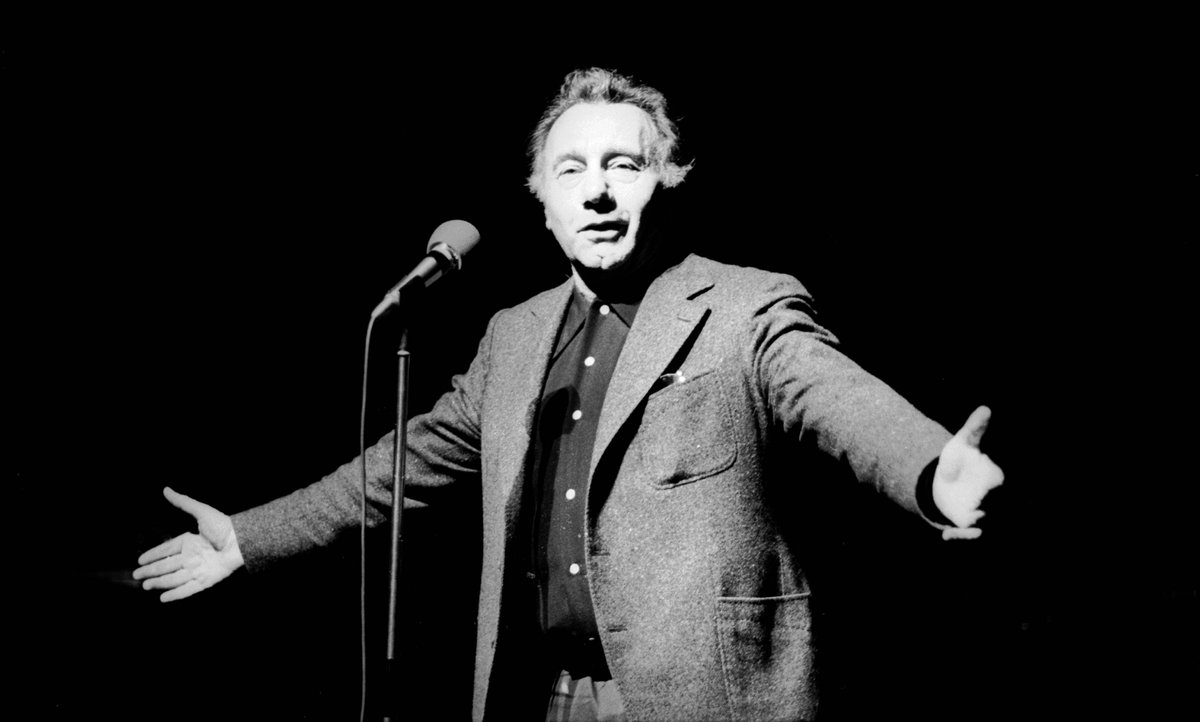 Eric_Anceau's tweet photo. Centenaire aujourd'hui de Francis #Lemarque, le chanteur par excellence du Paris populo, l'interprète inoubliable d'A Paris
Sans doute trop populo pour que la mairie de Paris et Anne #Hidalgo lui rendent hommage
25 novembre 1917-25 novembre 2017 https://t.co/BRySrDOr0Y