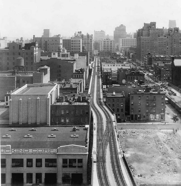 serscq's tweet photo. Un proyecto brillante, el @highlinenyc ya con varios años de recorrido. Retomando el audio de @unminutoenNY 😊 ¡Gran podcast!
#NewYork #HighLineNY
https://t.co/7nfPc0N2dI https://t.co/BwvXgVGHTM