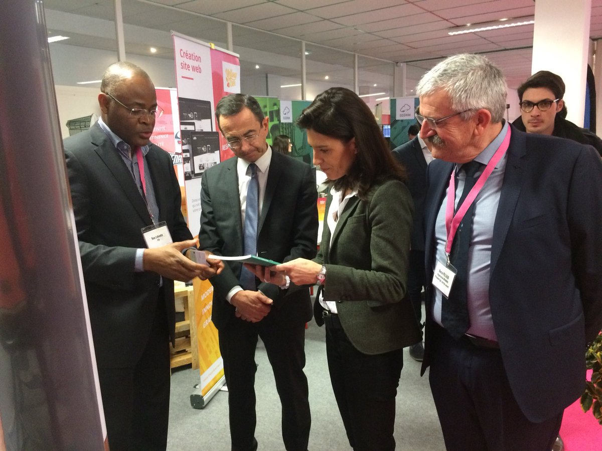 D4Ag_'s tweet photo. Our colleague @kenloh presenting @CTAflash #agrihack #youth #entrepreneurship and #ict4ag activities to the President and the Senator of the #Vendee Region (France) at the #agristartupsummit, in presence of the president of the event #ASS2017 https://t.co/N0EEjeyyQd