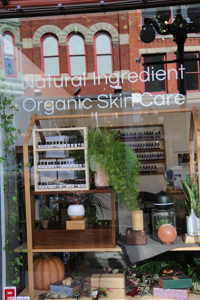 FSBotanicals's tweet image. Natural Ingredient    Organic Skin Care