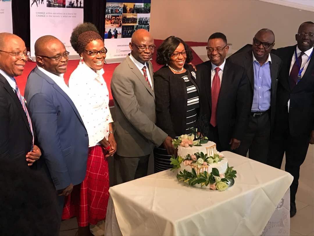 VincentAnigbogu's tweet image. Happy wedding Anniversary to my dear friend @T_Bakare and his dear wife.......Thanks for gracing #STEP2017 with your presence on your special day. God bless you.