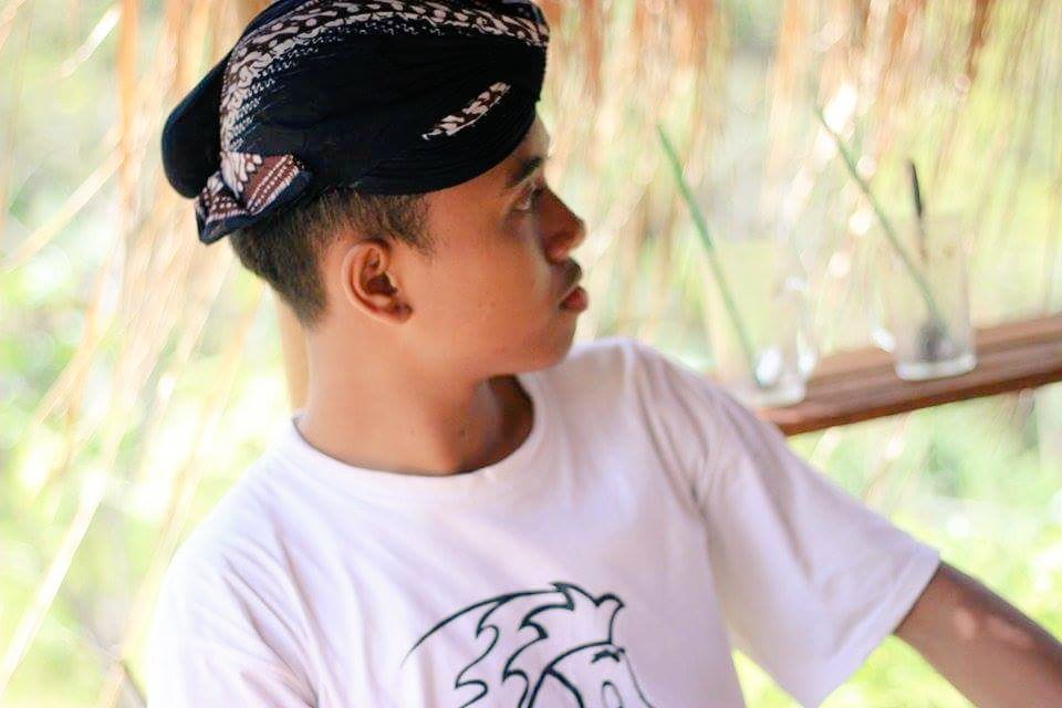 Wasiscps's tweet photo. Dunia cuman mimpi
Dan bangun, setelah kamu mati
#BikinJadiNyata https://t.co/oRyA1Wvxyp