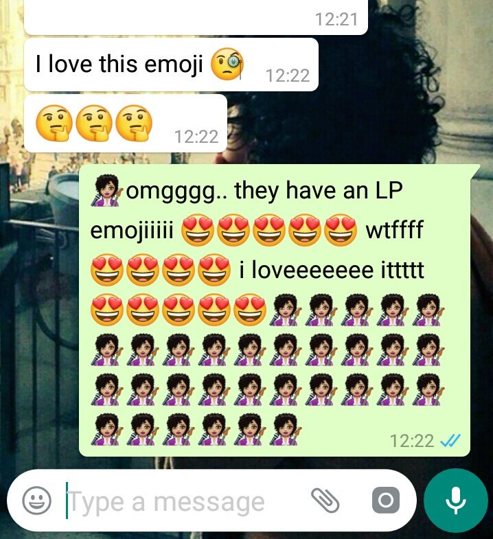 vvikaa's tweet photo. Omggggg.. there is an @iamlp emojiiiiiiii... whaaattttπ²π²π² i almost diedddddd πππ±π±π±π±πππππππππ happiest thing everrrrr ππππππππππ #textingwithfriends #LPemoji #wihooooooooo https://t.co/ZK2UyMYrzG