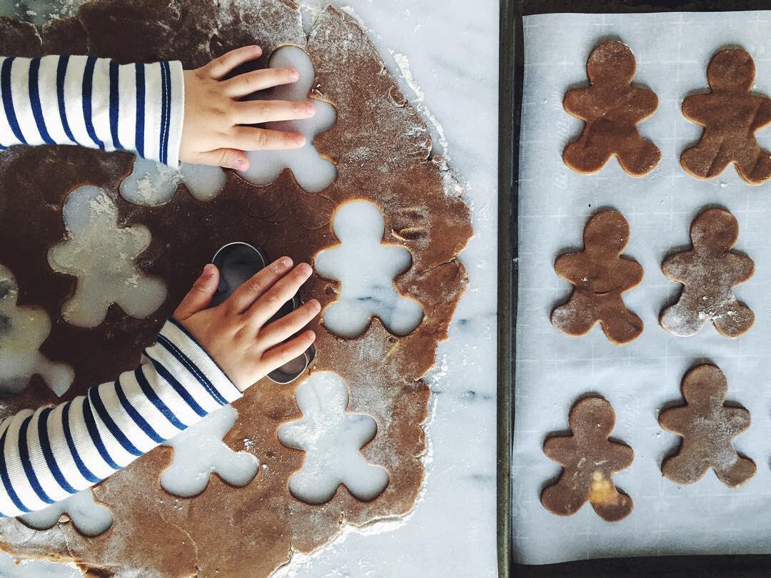 teresaponmesa's tweet photo. #FelizSabado #Talleres #Cocina #TalleresDivertidos #Cookies @CookingParties #GingerBreadMan #Galletas #Jengibre #PlanesConNiños #Navidad #Xmas #Madrid #Chamartin https://t.co/Gs9skp5q4v