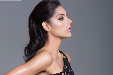 MarwaXTT's tweet photo. Sin dormir #MissUniverse #Colombia https://t.co/8LS4OhExpg