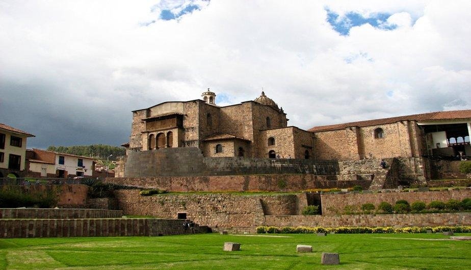 AndinaExped's tweet photo. It was one of the most venerated and respected temples in the city. "The gold enclosure", as it was known.

https://t.co/P6oayEjiA2

#adventure #tourscusco #energy #Ollantaytambo #Sacsayhuaman #travel #knowcusco #landscape #Southamerica #trek #hike #traveltoperu #Equestrian https://t.co/iiQ8tO8nON