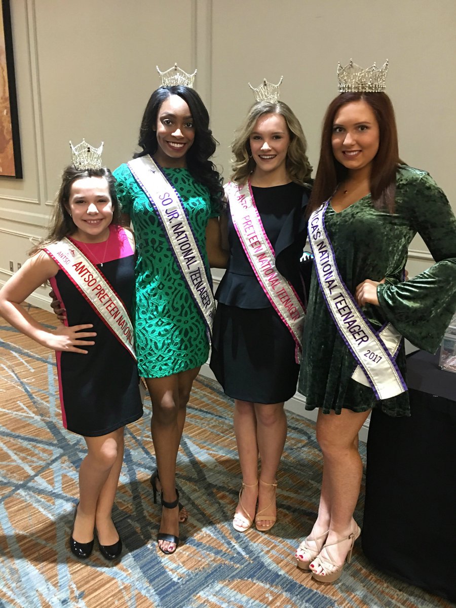 antso_ptqueen's tweet photo. Assisted with contestant interviews this evening. @officialANTSO @FieldsRylea https://t.co/RuD22Io7I1