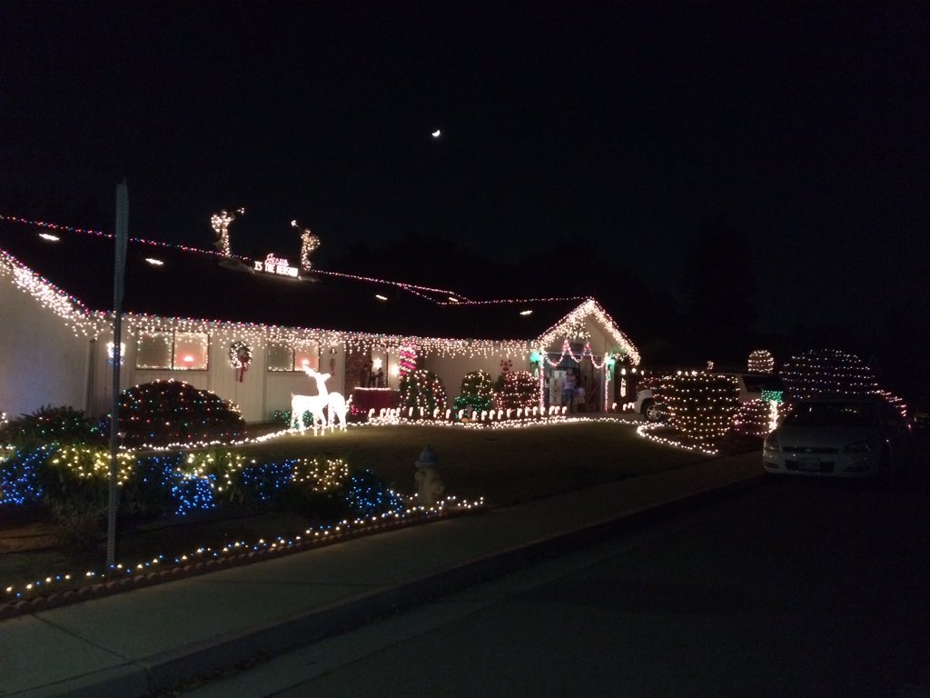 J_Hoeffie's tweet photo. The Christmas spirit is alive and well at my parents house with a little over 26,000 lights!! #Christmasspirit https://t.co/1stoHmreRB