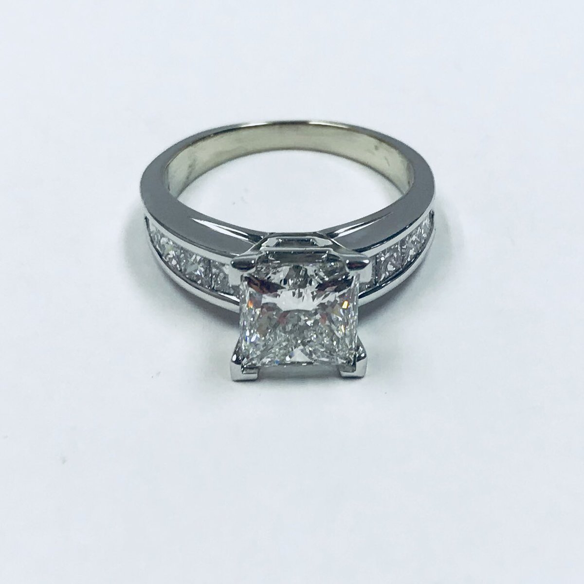 GIANASHJEWELRY's tweet photo. Bridal is one of our specialties! GIA Diamonds Appraisals Gemologist Expert Jewelry Repairs #SmallThanks @PalmBeach33 @JenSorentrue @WPTV
@myPBC @SandiTreeWPB @visitwpb @DowntownWPB @palmbeachpost @GooglePlus @Google @Twitter #shoplocalwpb #nashjewelry https://t.co/oqKF0y7qSd