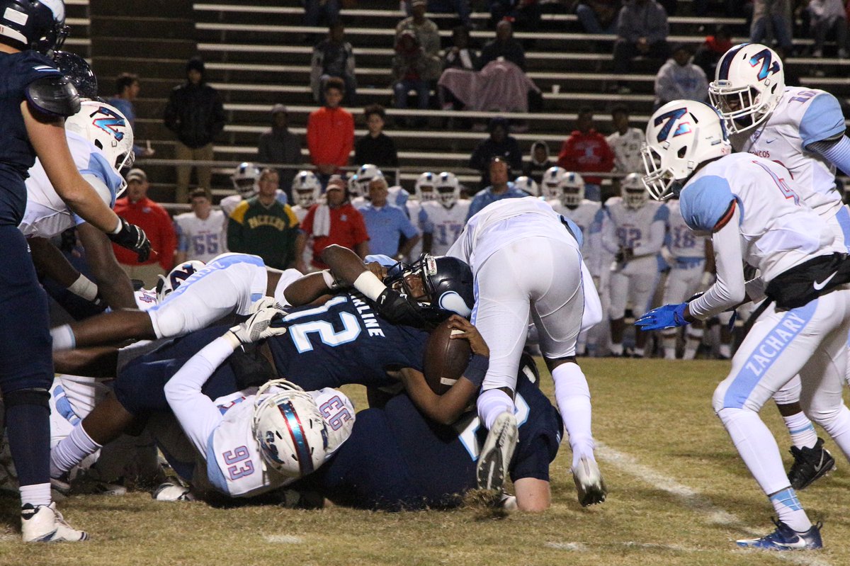 Game photos from tonight’s matchup between <a href="/AirlineFootball/">Airline Football</a> and Zachary. <a href="/russellhedges/">Russell Hedges</a> <a href="/BossierPress/">BPT</a> #LHSAA #LHSAAPlayoffs