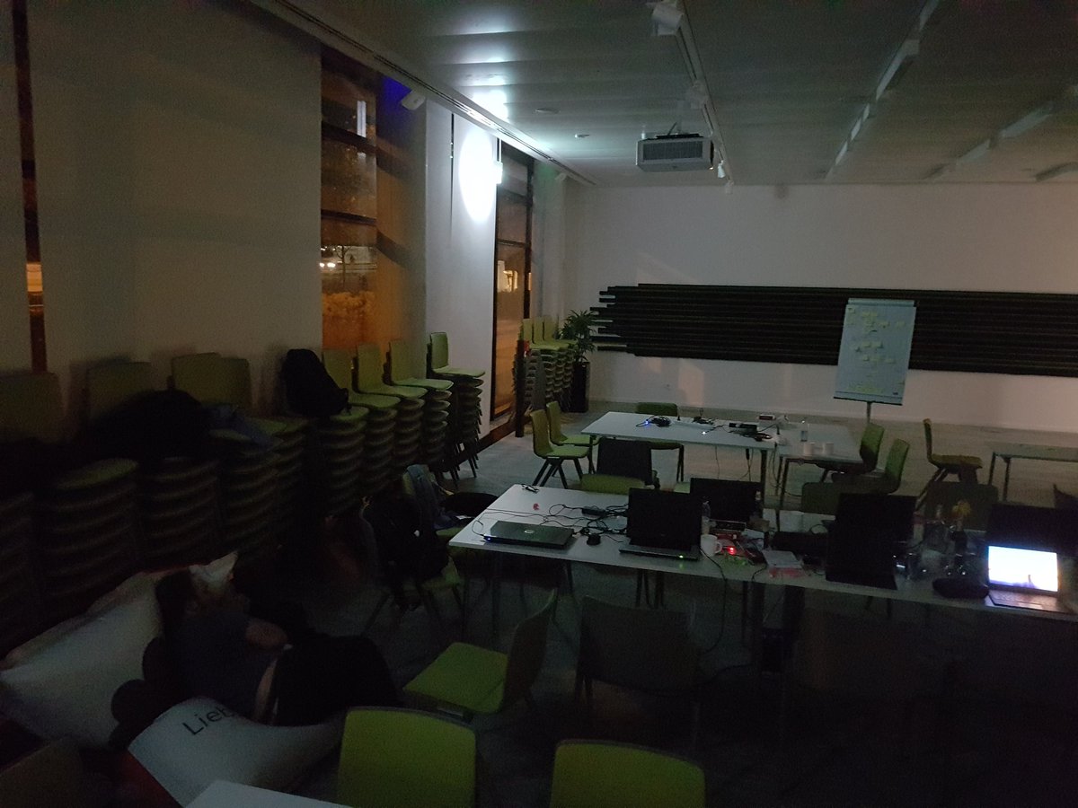 MMe2K's tweet image. Morning at #d365hack / #bizapphack!