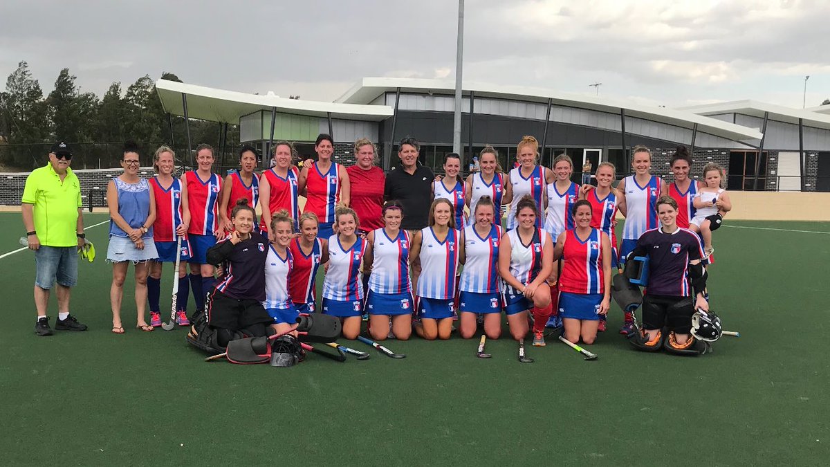 AngeandBarney's tweet photo. @KBHBrumbies @hockeyvictoria oldies vs youngies https://t.co/CmOzID3sjN
