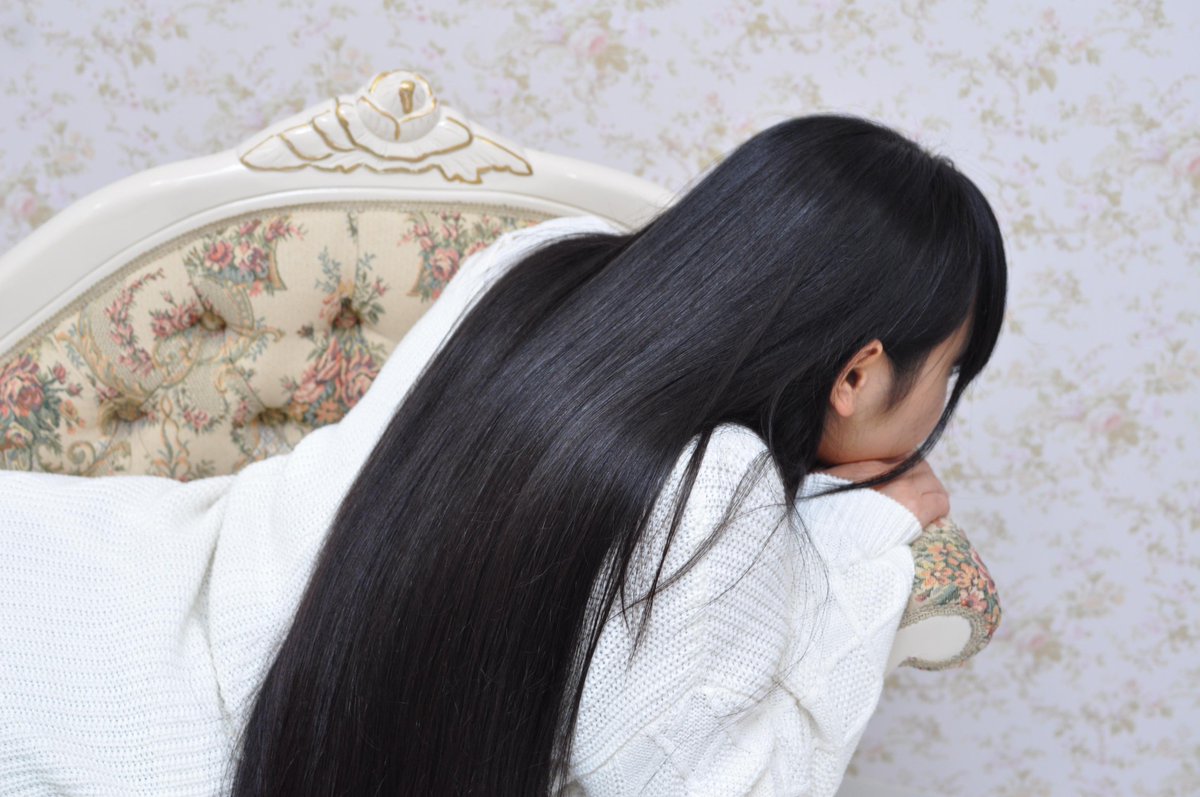 美髪彩光 Na Twitterze 髪長子さん Kamisenyouaka を撮影させていただきました とても美しい髪で 色々な髪型で撮影させていただきました 楽しい時間ありがとうございました 美髪彩光 Na Twitterze 髪長子さん Kamisenyouaka を撮影させていただきました とても美しい髪で 色々な髪型で撮影させていただきました 楽しい時間ありがとうございました