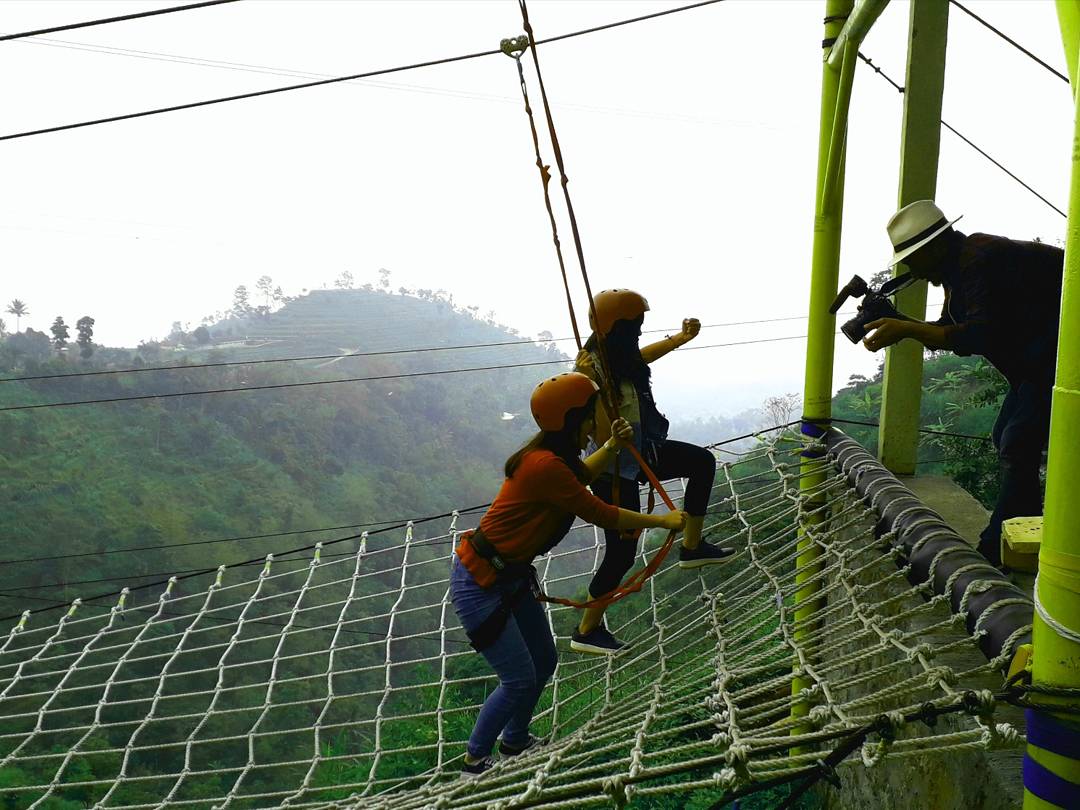 NET media 
Wahana pacu adrenalin
Marine Bridge
#umbulsidomukti #PesonaIndonesia #wisatasemarang #exploresemarang