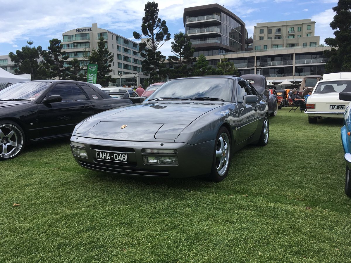 PorscheClubVic's tweet photo. Some of Stuttgart’s finest @GeelongRevival #porsche #geelongrevival https://t.co/4mCgKXjNn4