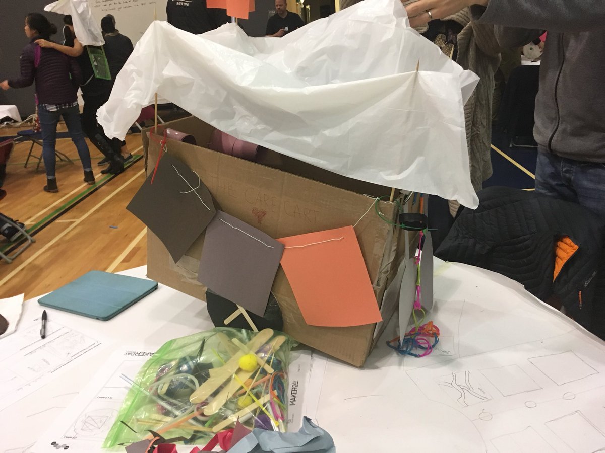 MissLowPCS's tweet photo. Had a great time at Maker Day! Thank you @SurreyChristian for hosting us! I’m ready to bring more #makermonday, #STEAMtuesday and #makerthursday to @PCSVictoria! #yyjlearning https://t.co/ICjFs3isiJ