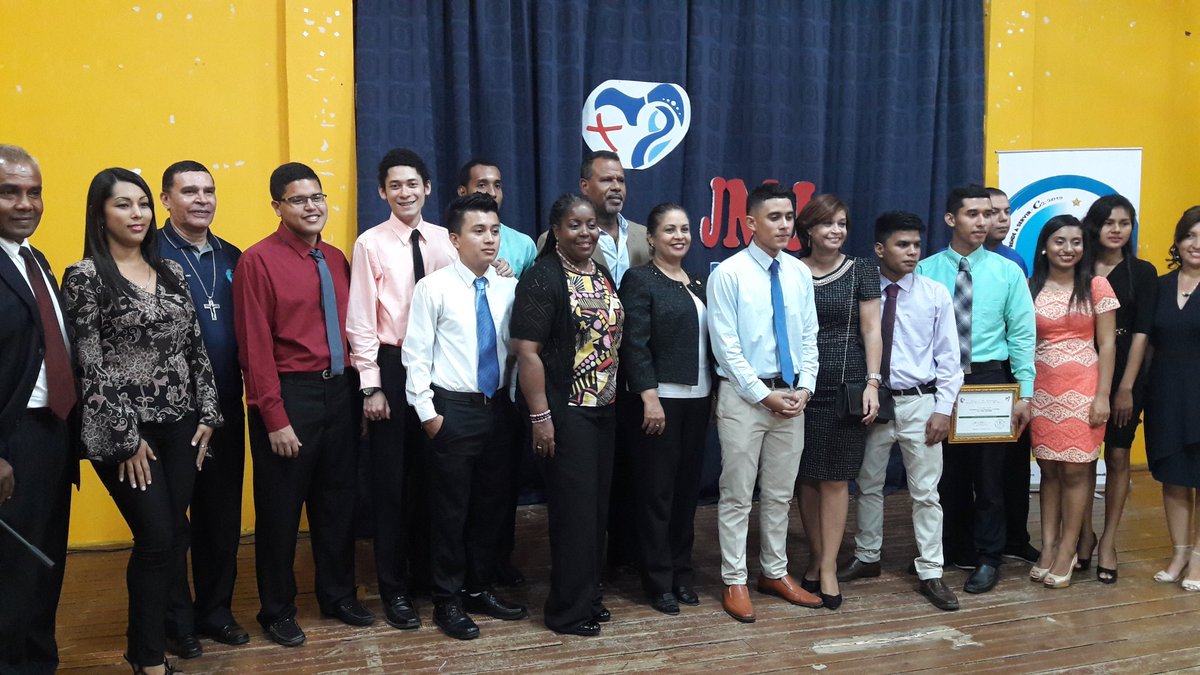 DiocesisdePme's tweet photo. La Diócesis de Penonomé ya cuenta con su sitio web para la JMJ- Coclé 2019. Plataforma desarrollada por estudiantes de la UTP sede Coclé. https://t.co/9rstHag8hH https://t.co/lMBy78ICtE