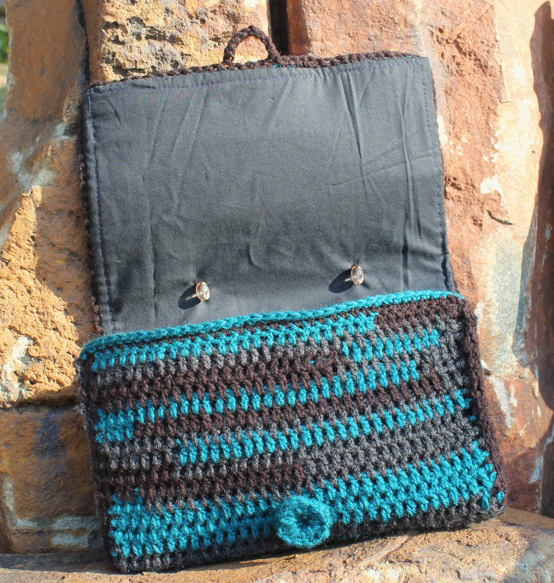 kennainafrica's tweet photo. Granny square handbag , Handbag , Small handbag , Evening bag , Des… https://t.co/1UBt7Zo2nW #KennaInAfrica #WoolBag https://t.co/yfMcJ1sDMZ