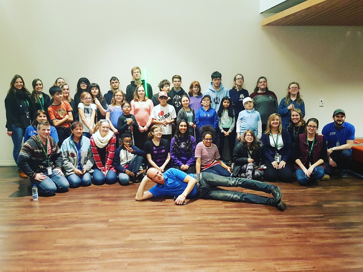 candacebayliss's tweet photo. Students from throughout Ontario joining us for our biggest STP yet... let's get it started!!! @WRMS_STP @WRMSBrantford #blindlowvision #arteducation #ExpandedCore #inclusion https://t.co/KmXTl6NjWx