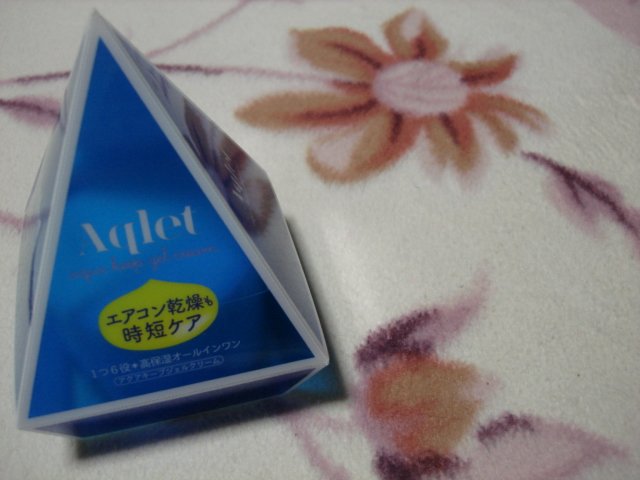 horanmaru's tweet photo. @galmoni さんで #当選 #モニター #Aqlet #オールインワン化粧品 #アクアキープジェルクリーム #高保湿 #お祖母ちゃん と #共に #使用 #うるおい #卍 #ンゴ #気になる #部分 #には #重ね付け #おでこ #目の下 #ガルモニ さん #いつもありがとうございます #11月21日 #発売 #新商品 #新発売 https://t.co/jylBtaDGJz