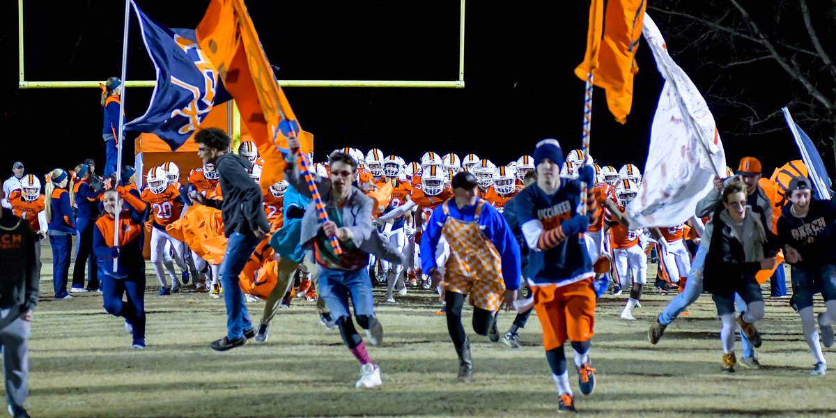 BeechBucsSports's tweet photo. Bucs advance to State Title game vs Knox Catholic on Thursday at TTU 7pm https://t.co/Z3FypxJBr5