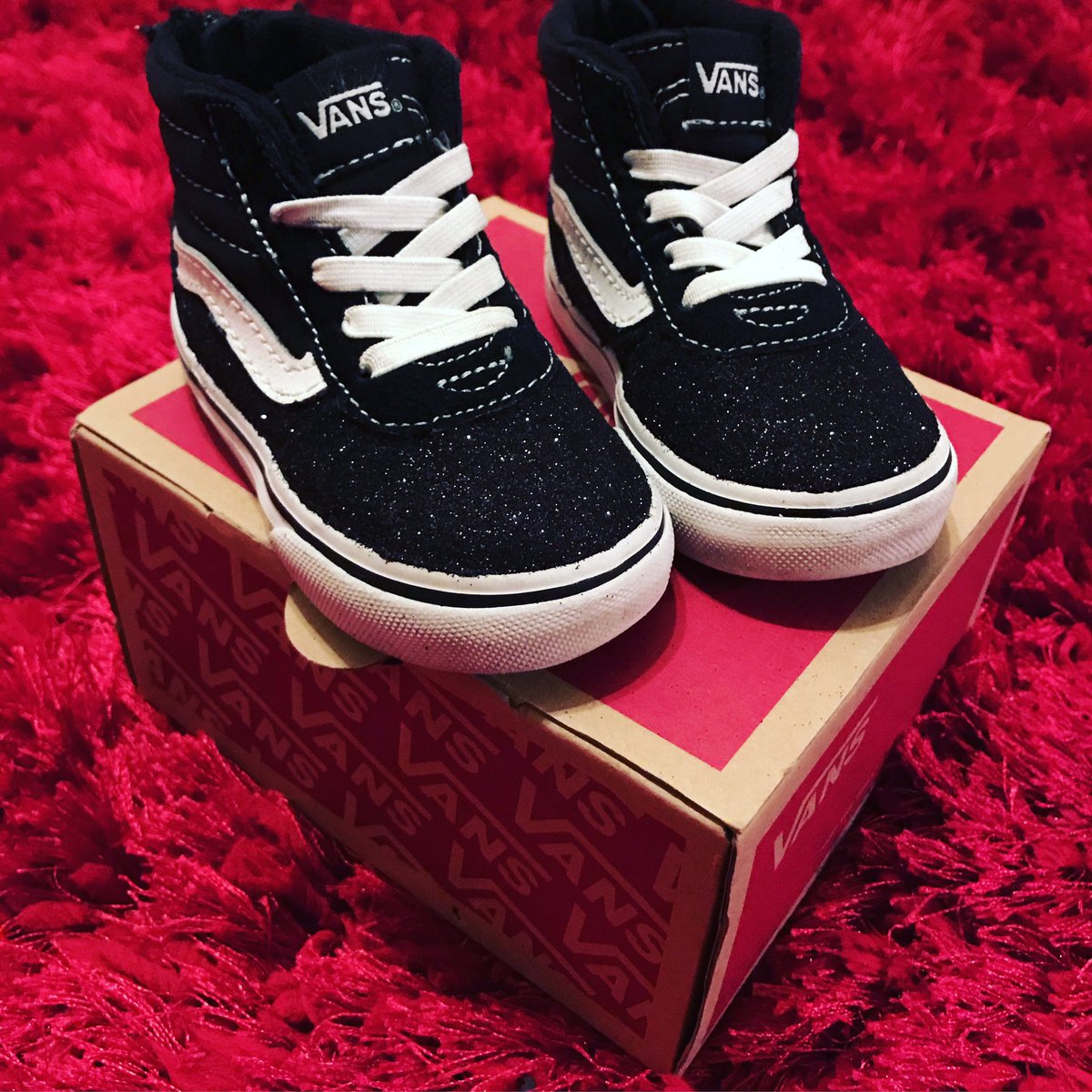 candyyyrain's tweet photo. π¦. #kidsvans #vankids #babyvans https://t.co/JQrVudXZBc