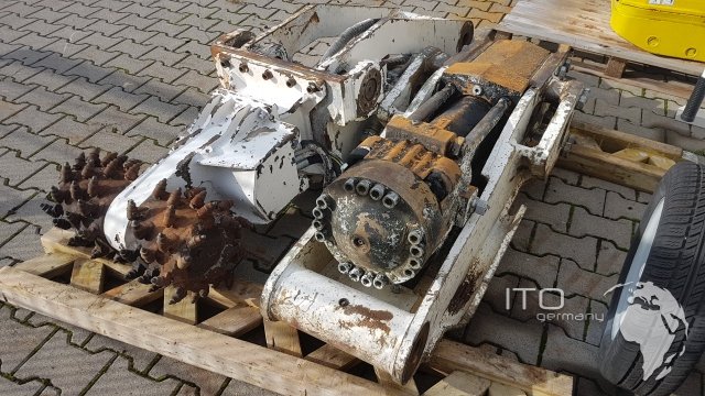 excavadora's tweet photo. #RammerS29 implemento para excavadora de tunel #SchaefITC120 y #SchaefITC112 https://t.co/SUrdjIQjFr https://t.co/TL3OmHGaTe