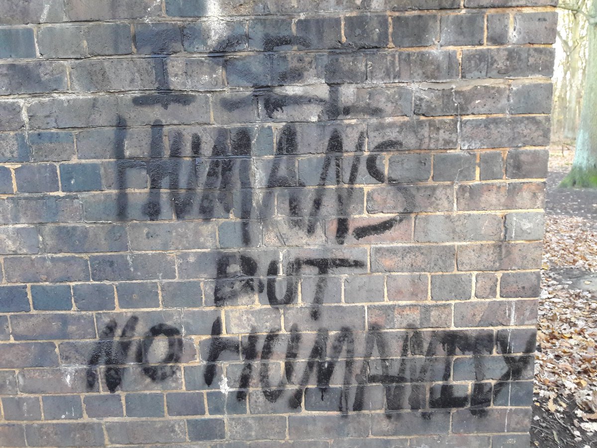 WeekdayBargee's tweet image. #graffiti of the #disaffected