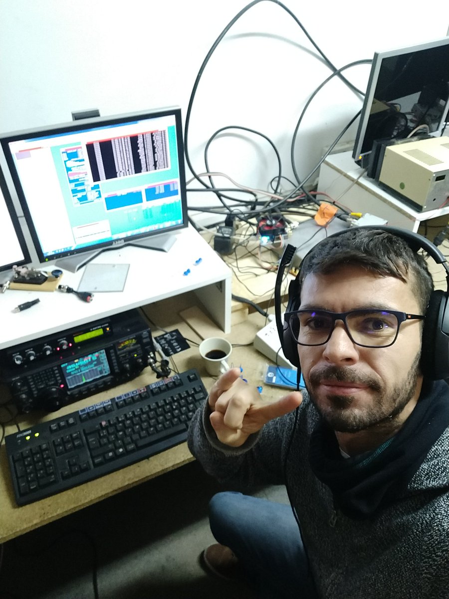 dxfmfr's tweet photo. Go go #cqww #TM4K https://t.co/7e2CHPstZO
