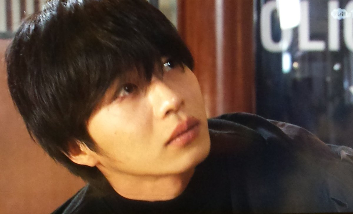 りか リプ遅れ気味 Pa Twitter 26歳圭くん まっすぐな男 仕事も出来て面倒見よくて スーツもおしゃれないい男 こりゃ惚れなきゃうそだろ熊沢さん でも片想い このパターンな チェイス窪田くんと同じ年齢時なのに大人っぽいなあ 貫地谷ちゃんに波岡さんも